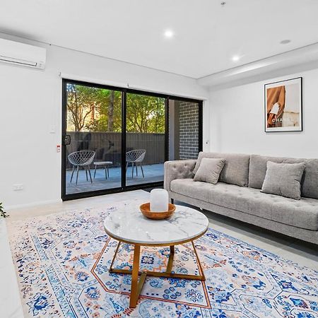 Urban Oasis In Heart Of Homebush Сидней Экстерьер фото