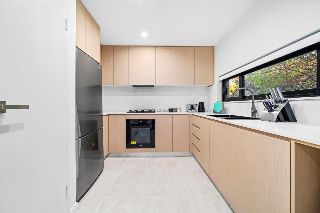 Urban Oasis In Heart Of Homebush Сидней Экстерьер фото